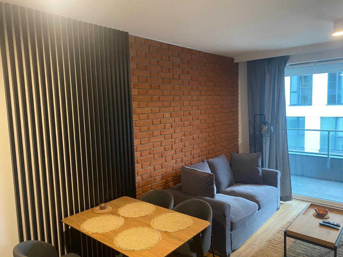 Apartamenty Bruno I Bianca W Symphony Modern Tower Gdynia 2 I 3 Pietro Eksteriør billede